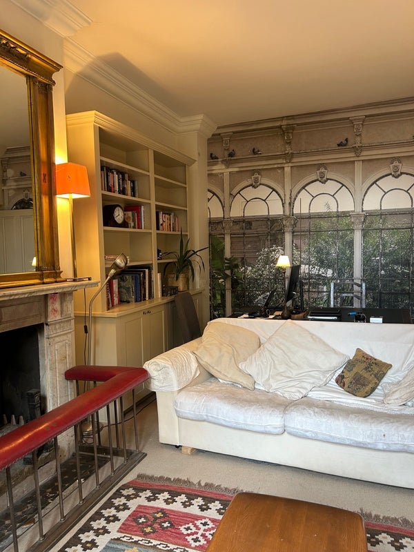 House Leander Road in Greater London