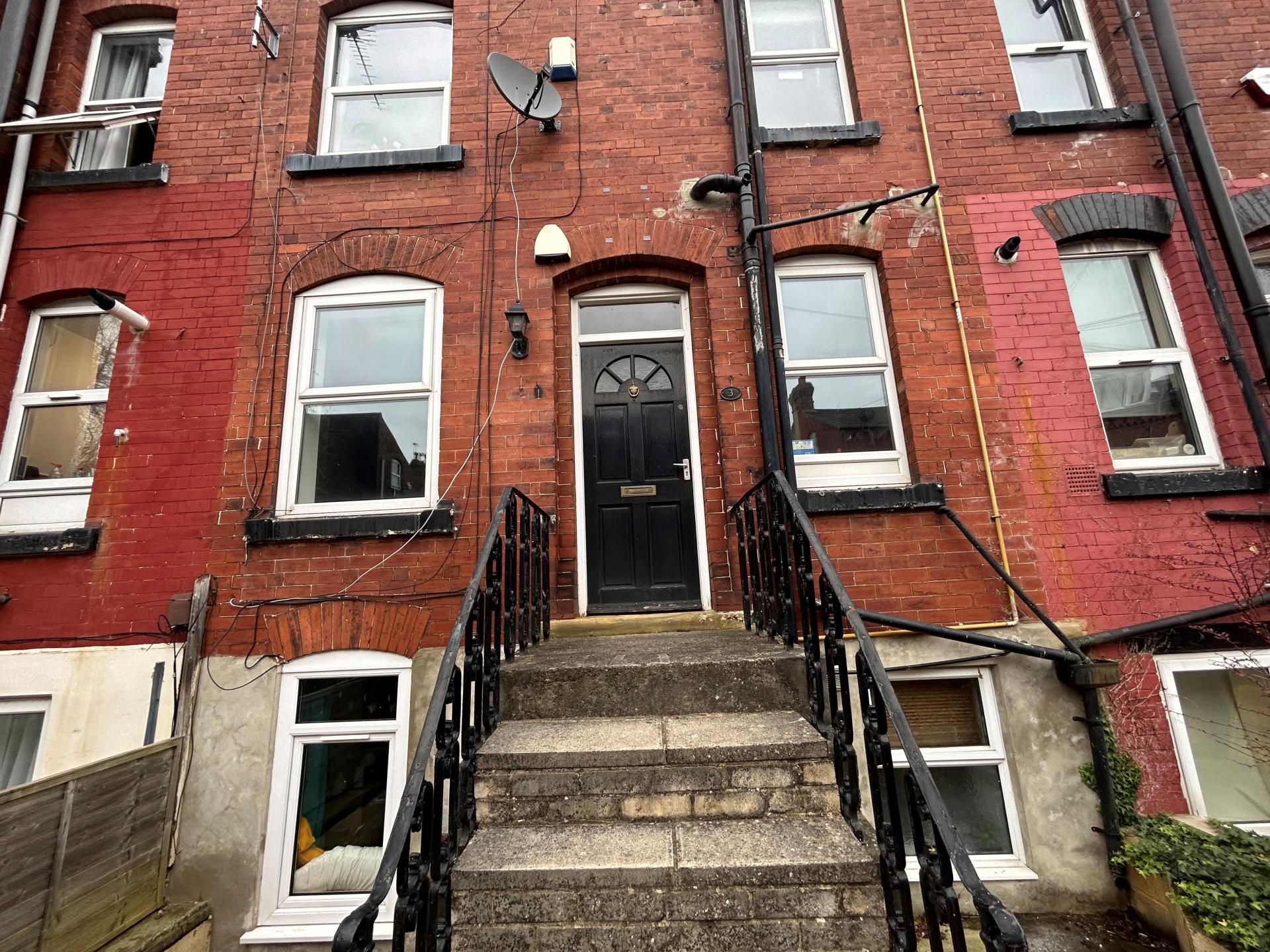 Flat Bennett Road in Leeds
