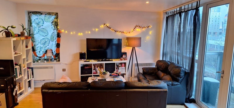 Flat Drayton Park in Greater London