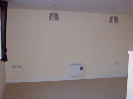 Flat Grosvenor Wharf Road in Ellesmere Port