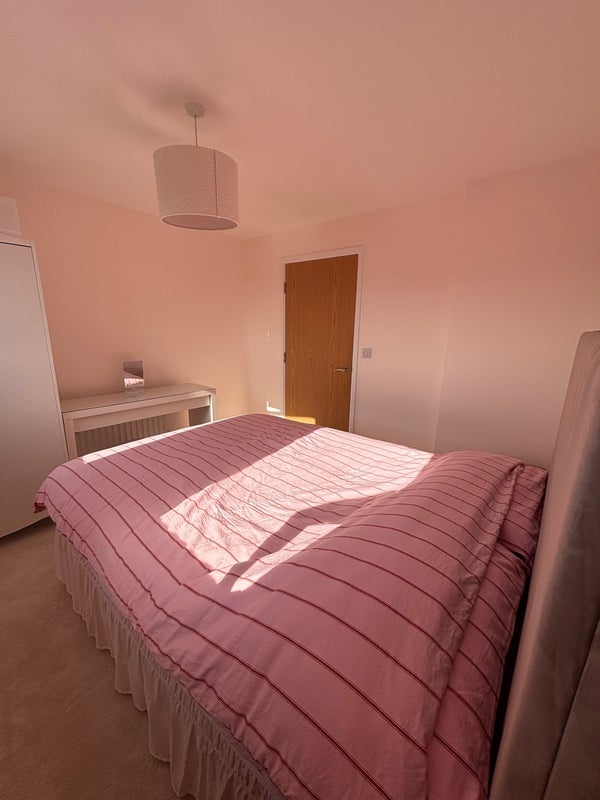 Room Cable Place in Leeds