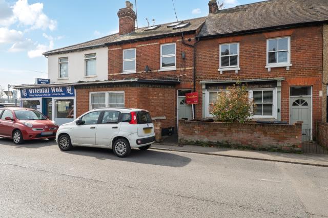 Flat Station Road in Twyford