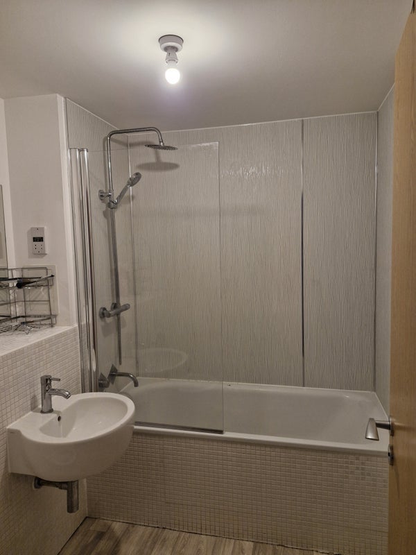 Room Bayham Street in Greater London