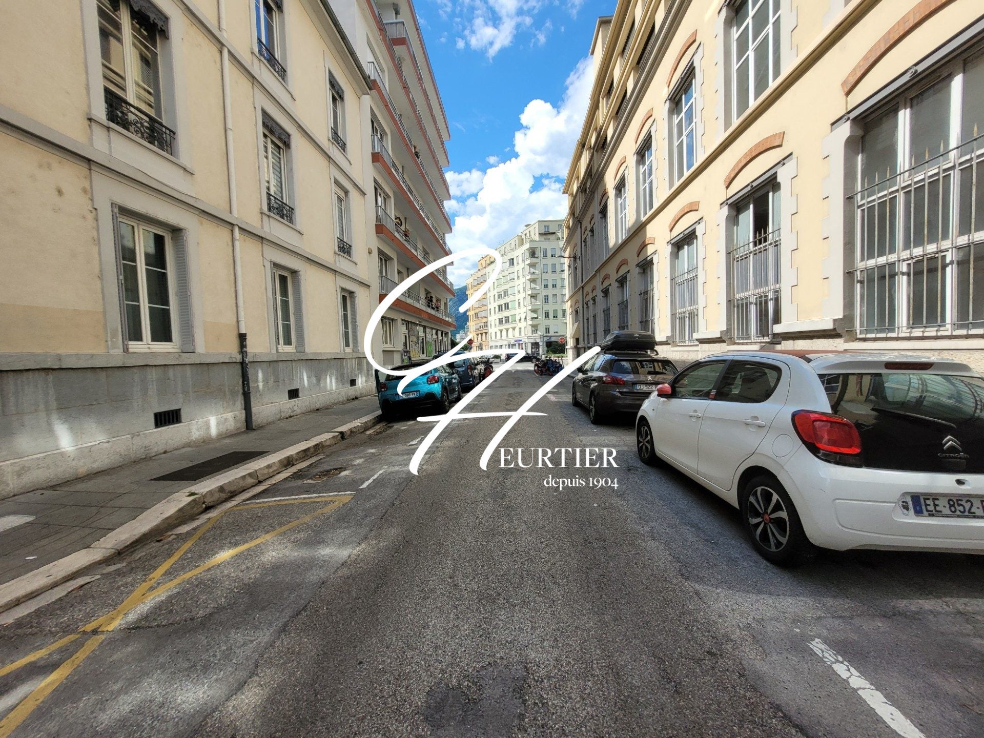 Flat Rue Charles Testoud in Grenoble