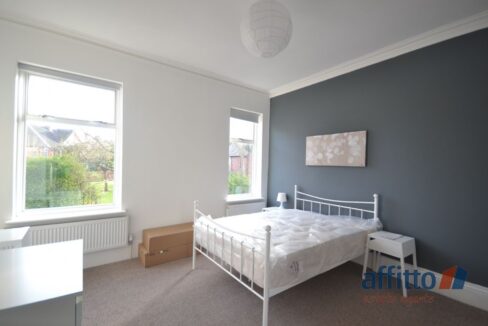 Room Saint Jude's Road in Wolverhampton