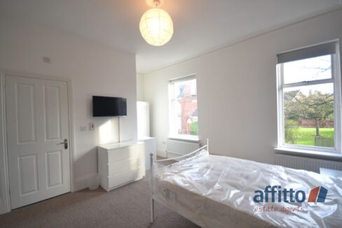 Room Saint Jude's Road in Wolverhampton