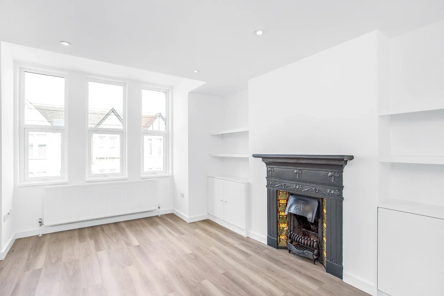 Flat Sangley Road in Greater London