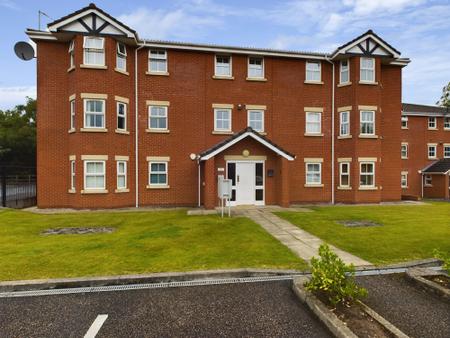 Flat Patton Drive in Great Sankey