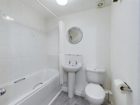Flat Patton Drive in Great Sankey