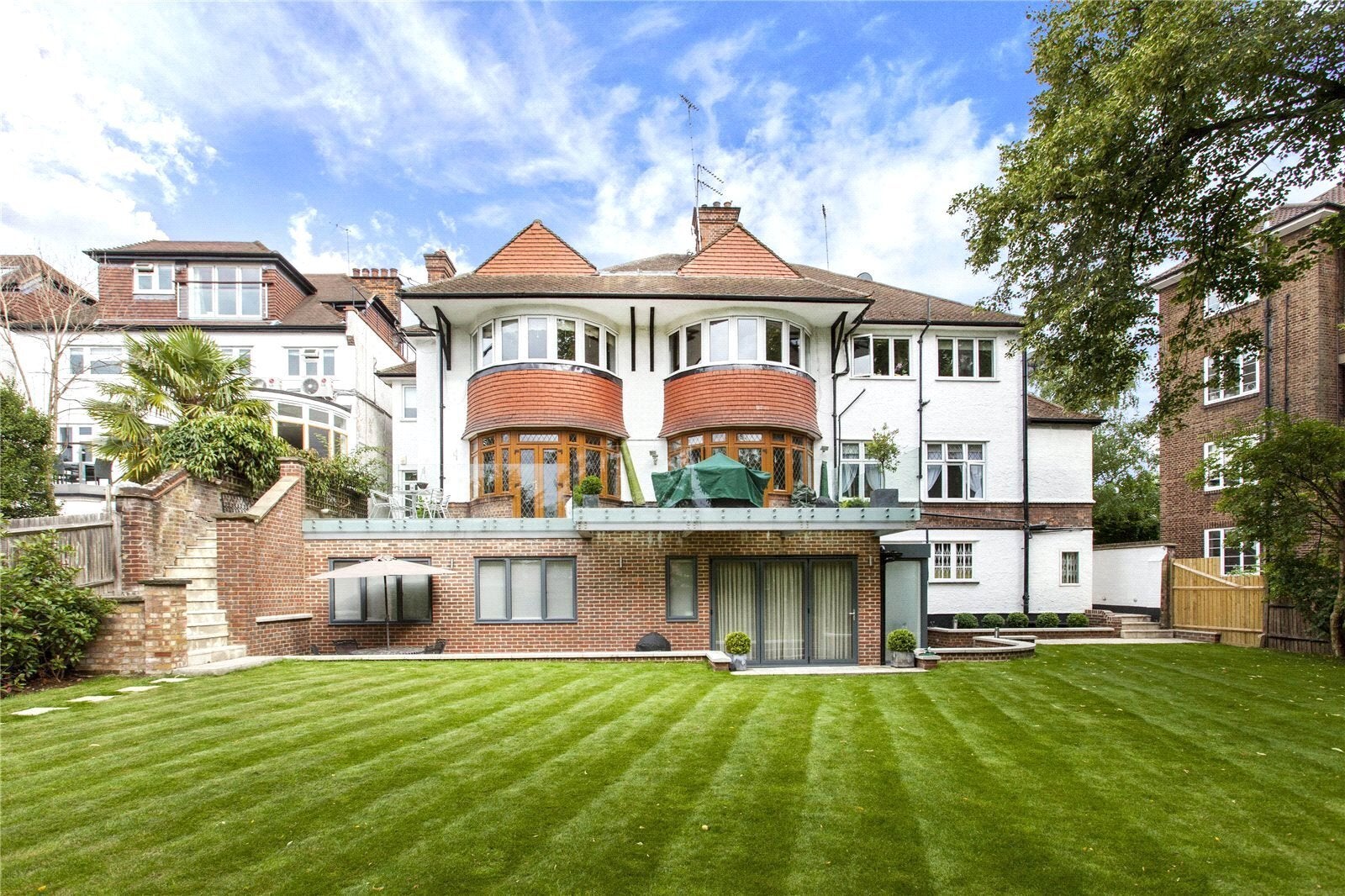 Flat West Heath Road in Greater London