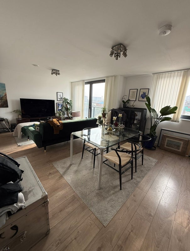 Room Rotherhithe New Road in Greater London