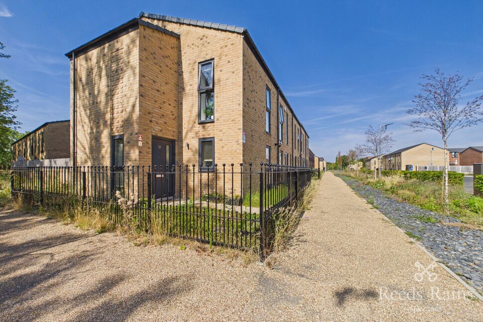 House Ribot Walk in Salford