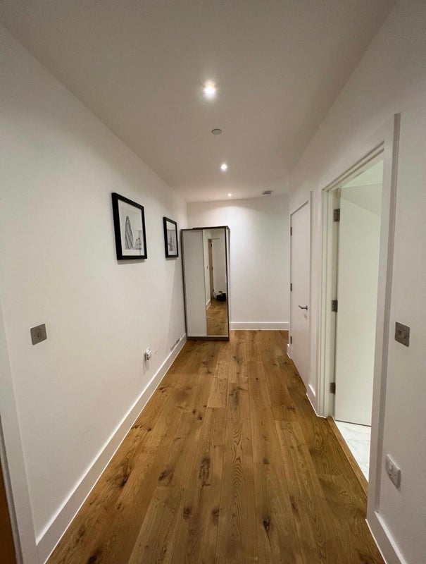 Flat Odessa Street in Greater London