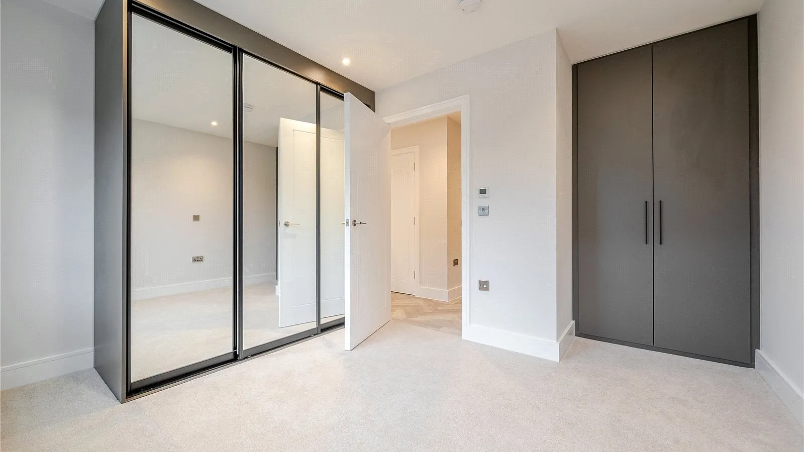 Flat Fairgreen in Greater London