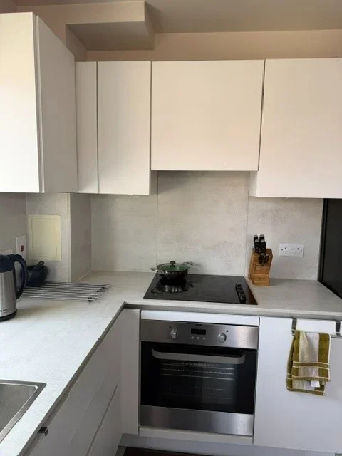 Flat Harrow View in Greater London