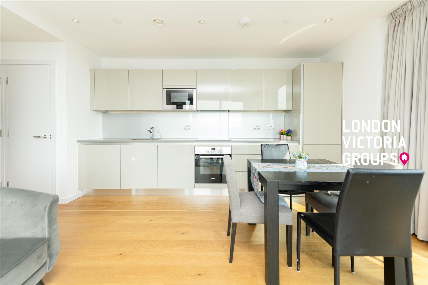 Flat St. Gabriel Walk in Greater London