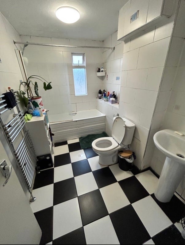 Room Ida Road in Greater London