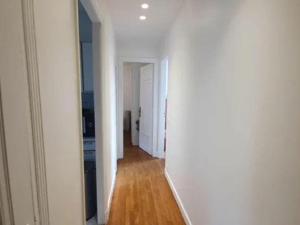 Flat Rue de Colombes in Courbevoie