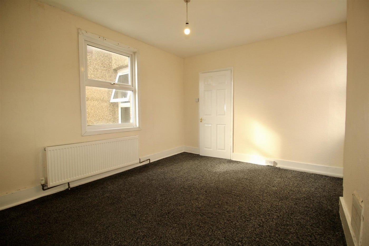 Flat Baker Street in Greater London