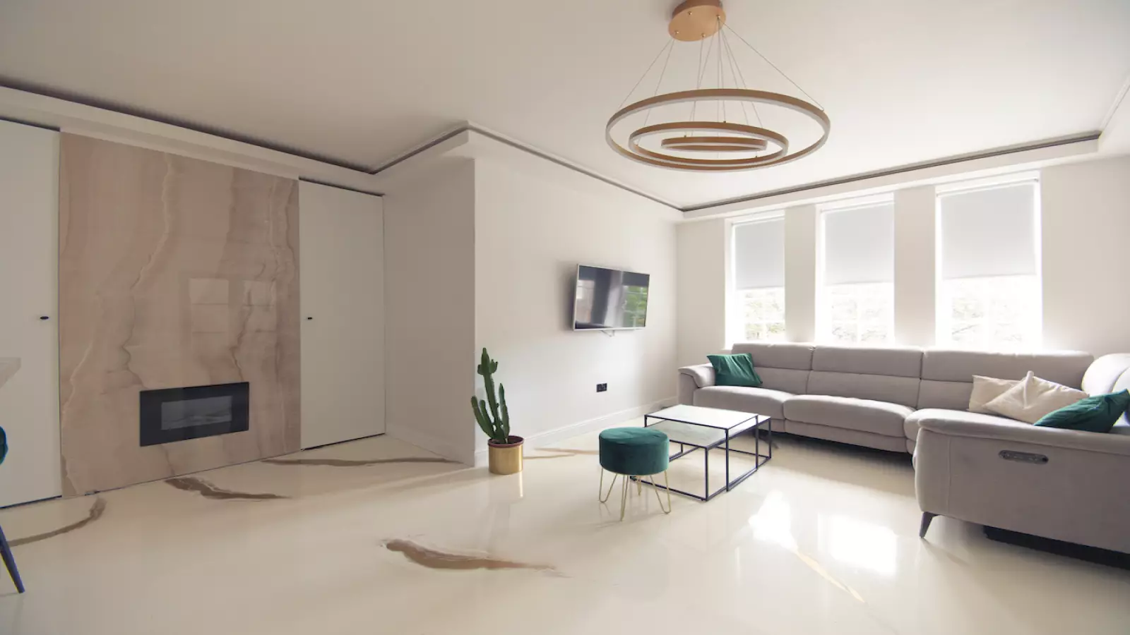 Flat Finchley Road in Greater London