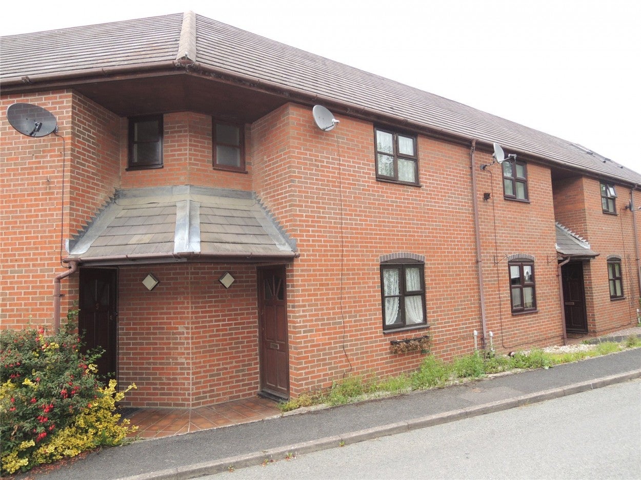House Village Green in Llandyssil