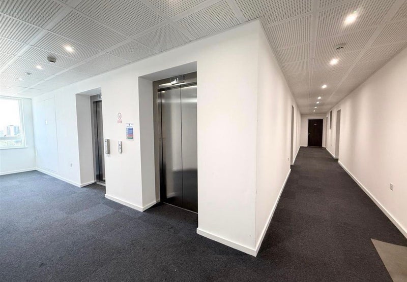 Room Vetchling Way in Greater London