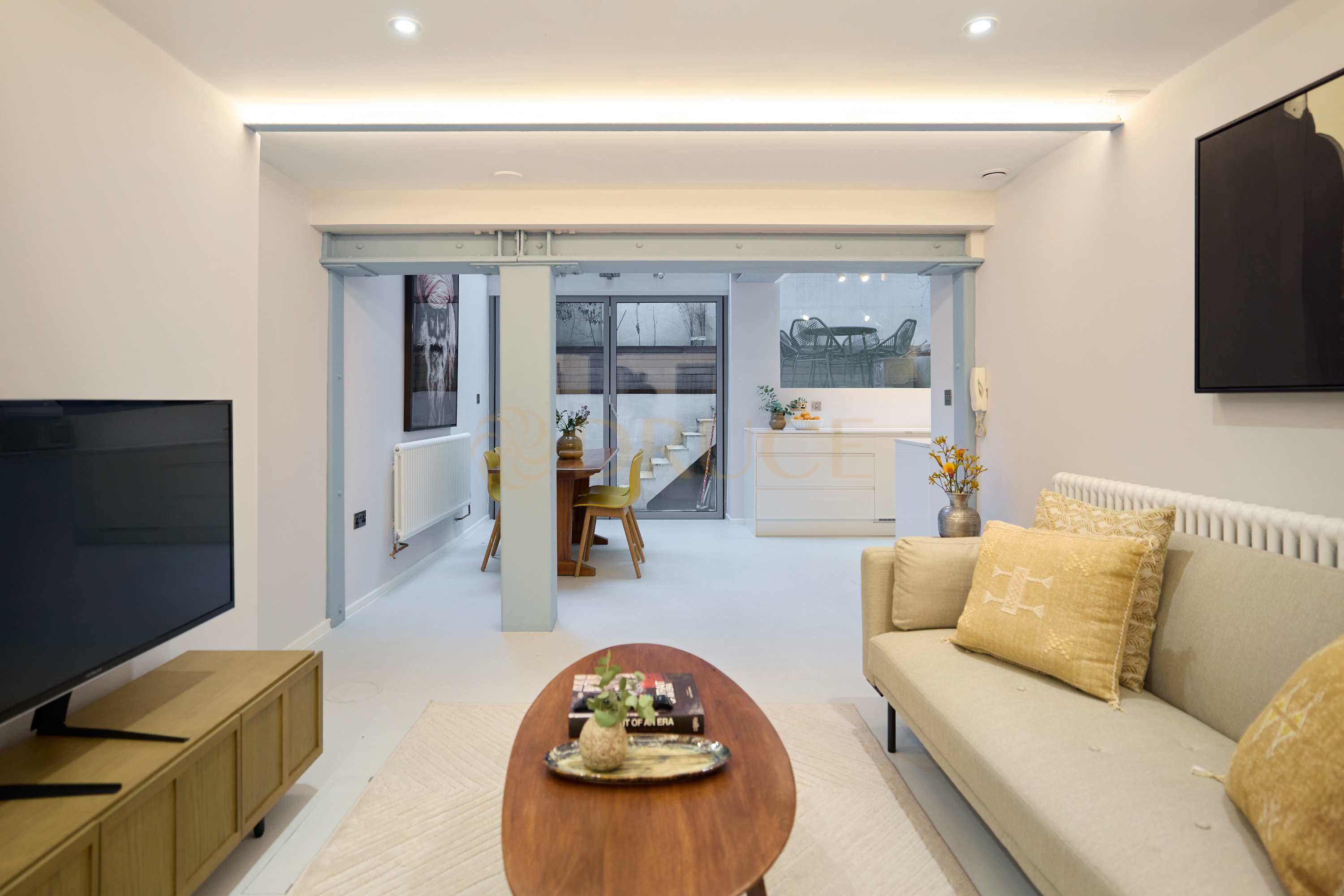 Flat Harrow Road in City of Westminster