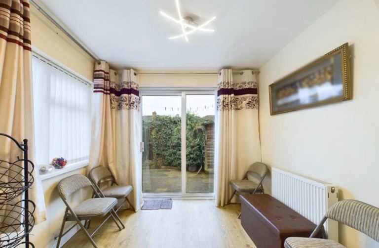 Flat Coombe Park Road in Coventry