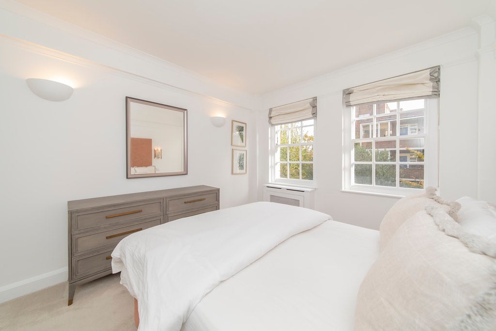 Flat Fulham Road in Greater London