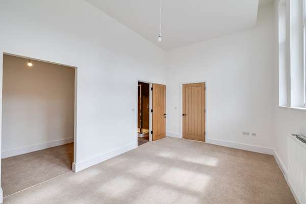 Flat Overleigh Road in Chester