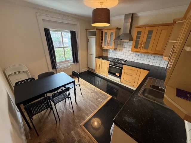 Flat Haverstock Hill in Greater London