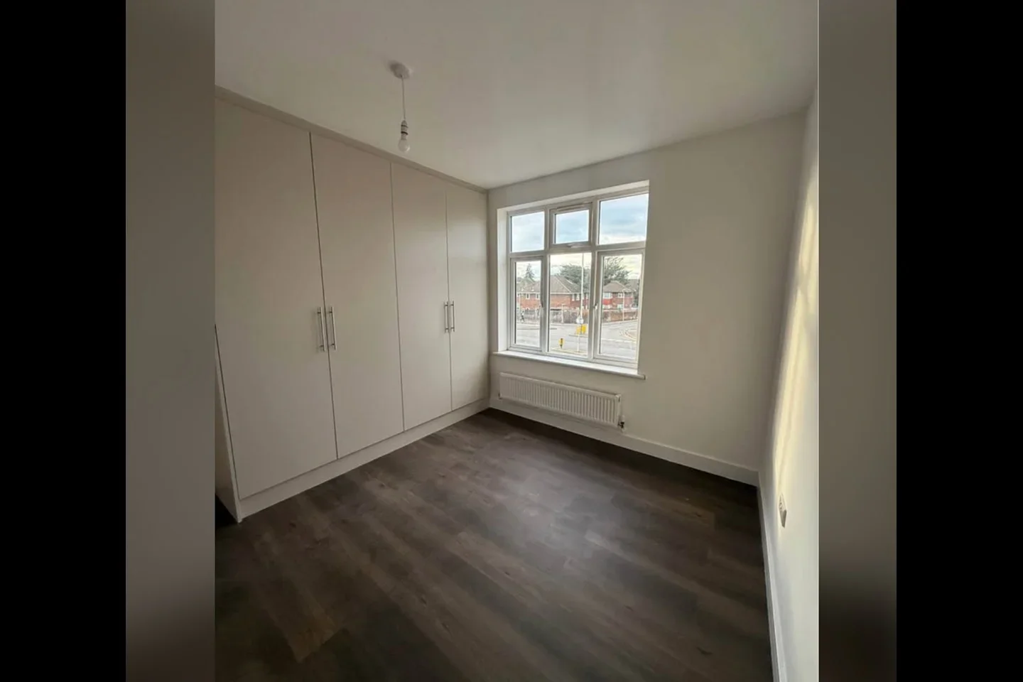 Flat Yeading Lane in Greater London
