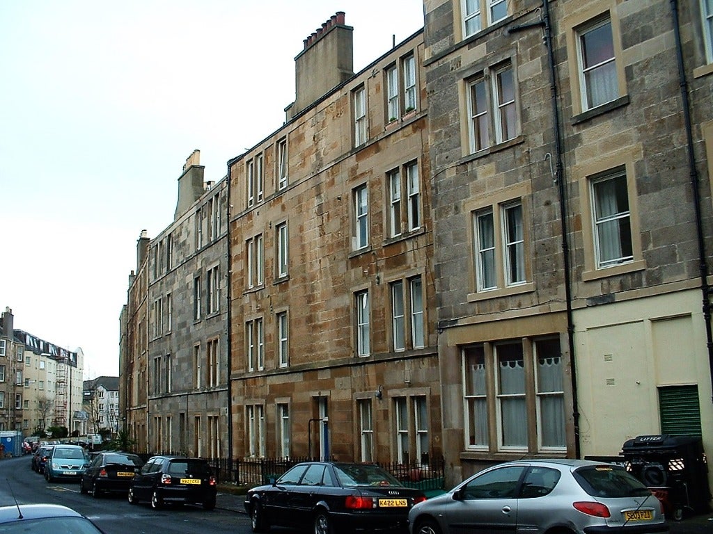 Flat Caledonian Crescent in City of Edinburgh