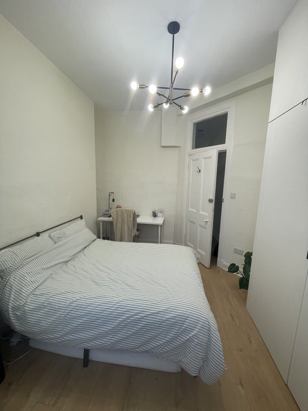 Room Dalmeny Street in City of Edinburgh
