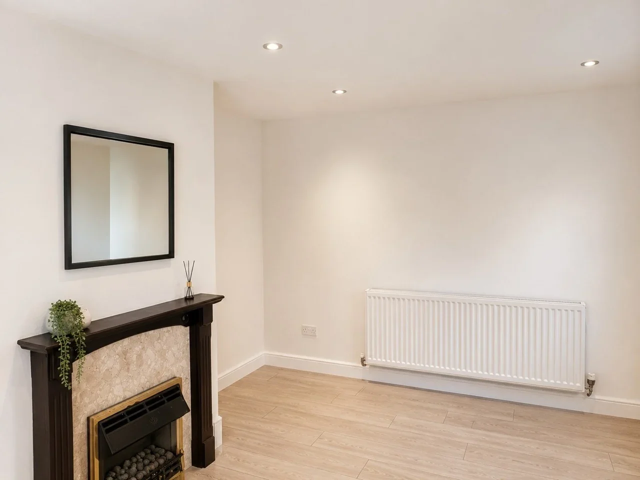 House Cobham Road in Greater London