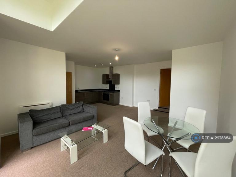 Flat Brindley Road in Manchester