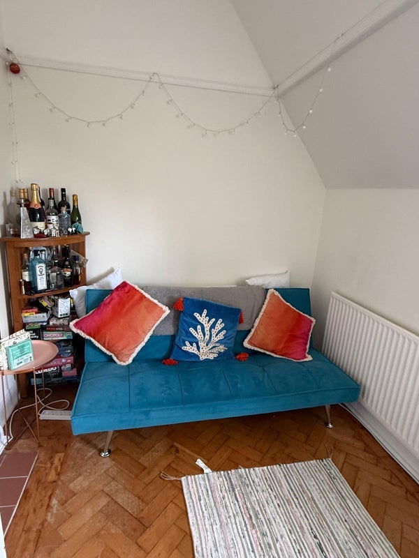 Room Lyttelton Road in Greater London