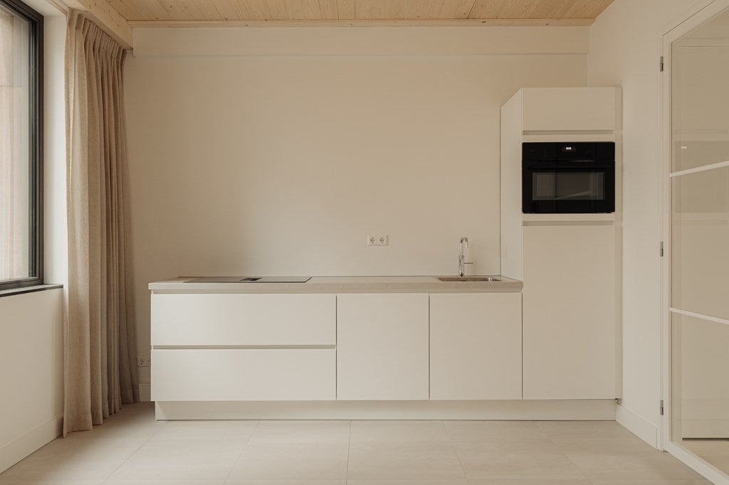 Appartement te huur: Joan Muyskenweg 21B-9, Amsterdam
