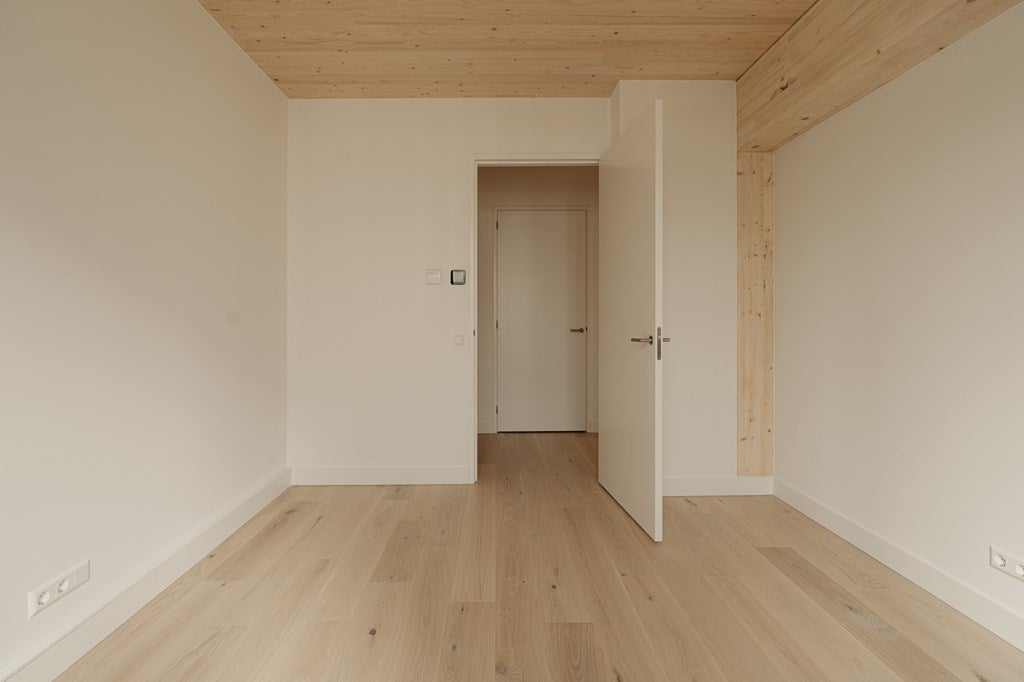 Appartement te huur: Joan Muyskenweg 21B-9, Amsterdam
