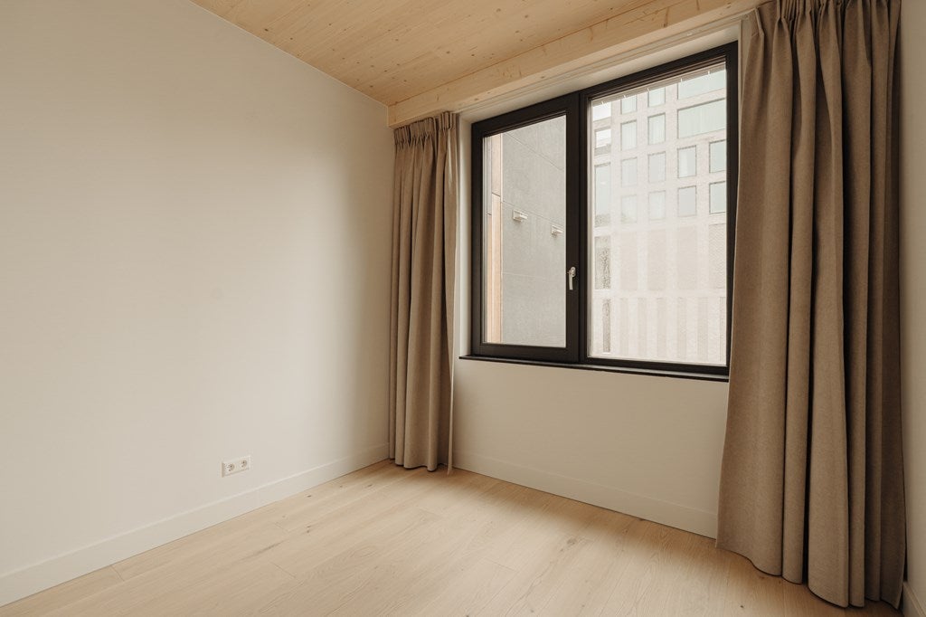 Appartement te huur: Joan Muyskenweg 21B-9, Amsterdam