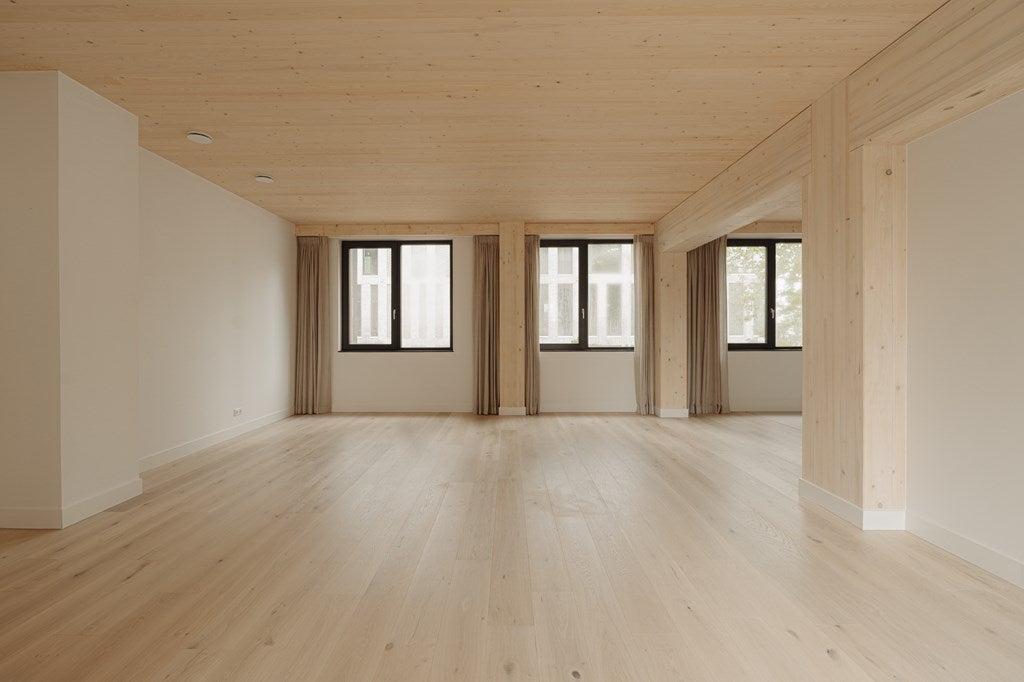 Appartement te huur: Joan Muyskenweg 21B-9, Amsterdam