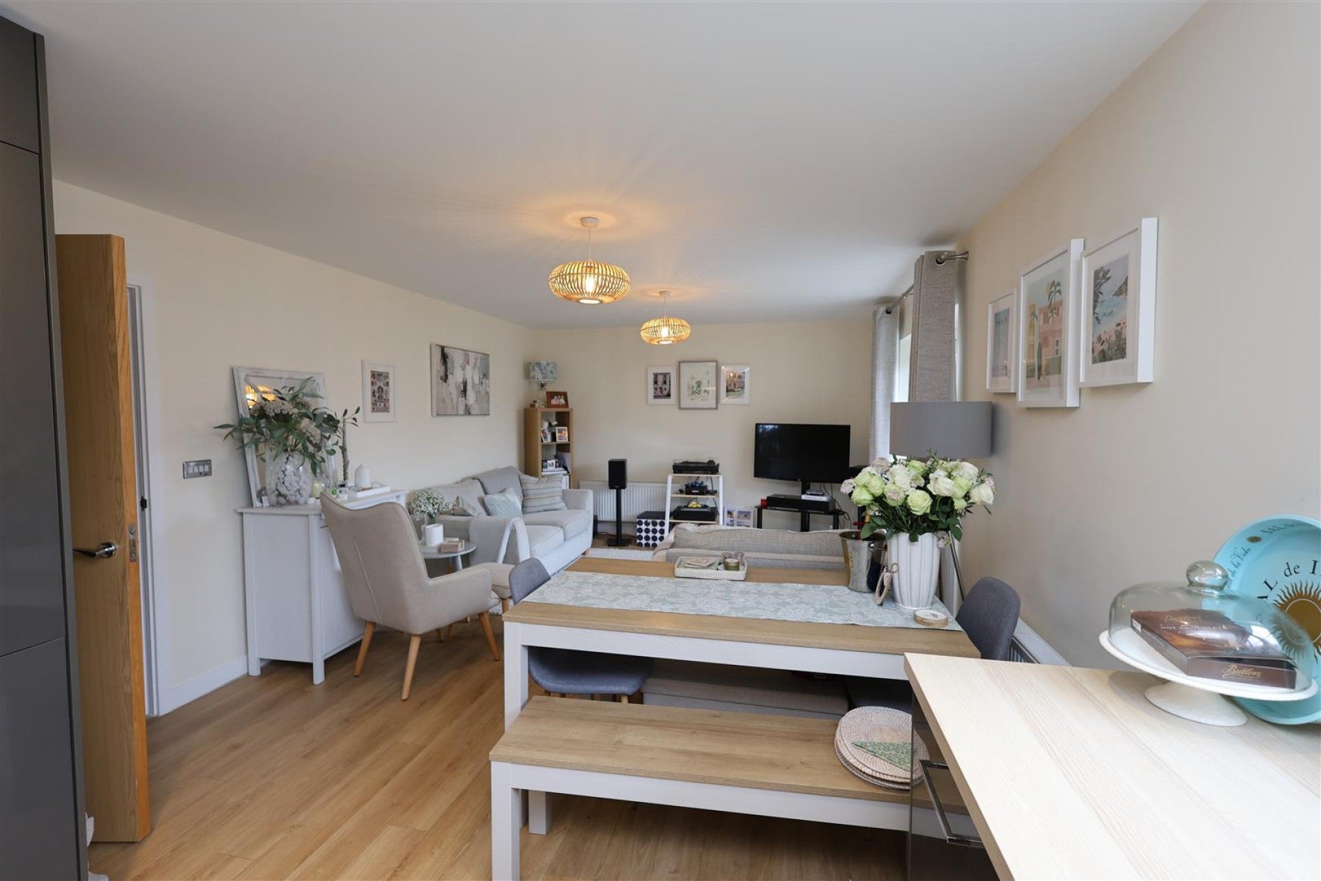 Flat Eden Road in Sevenoaks