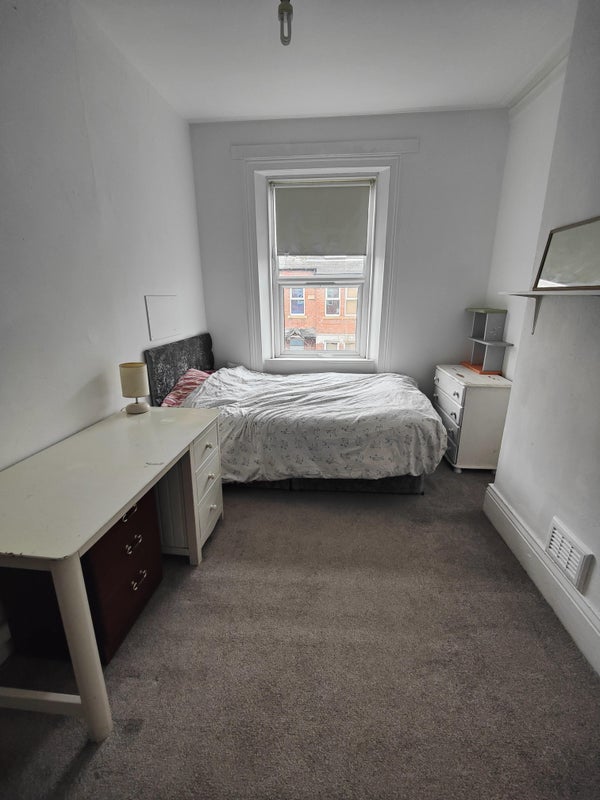 Room Sidney Grove in Newcastle upon Tyne
