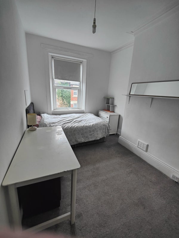 Room Sidney Grove in Newcastle upon Tyne
