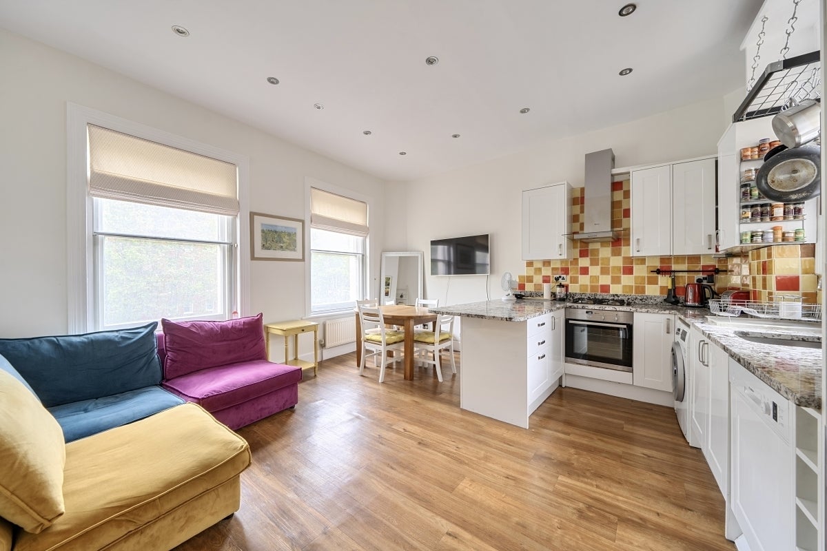 Flat Maida Vale in City of Westminster