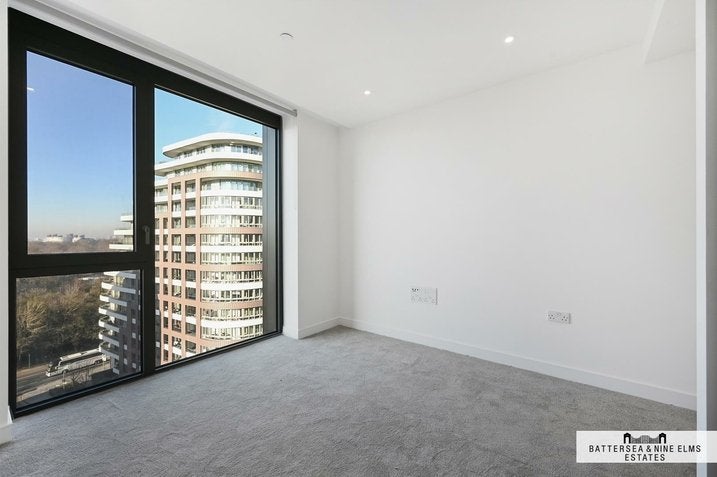 Flat Palmer Road in Greater London