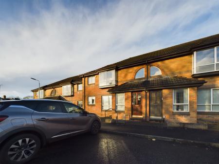 Flat Saintfield Road in Lisburn