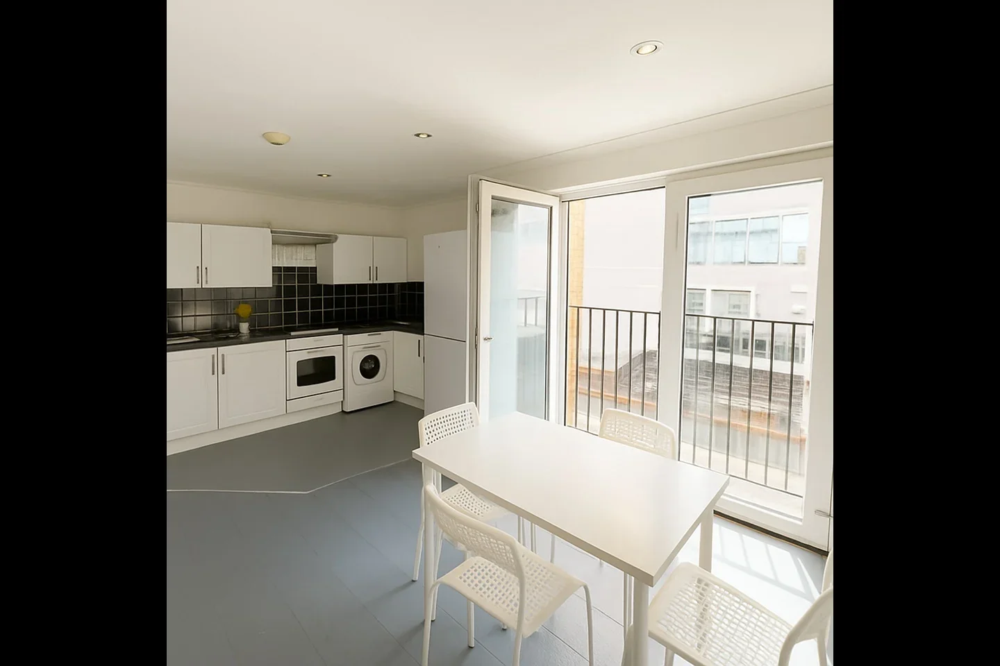 Room Christopher Place in Greater London