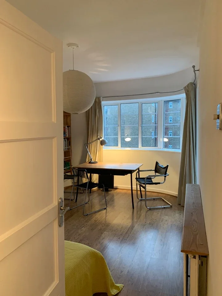 Flat Fanshaw Street in Greater London