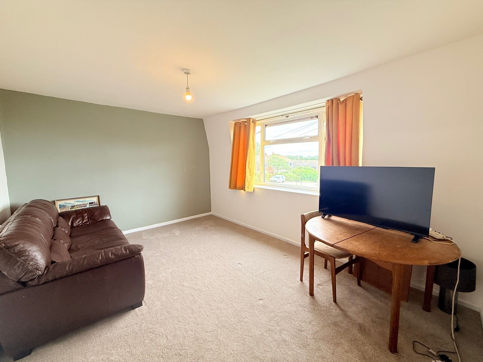 Flat Treverbyn Road in Truro